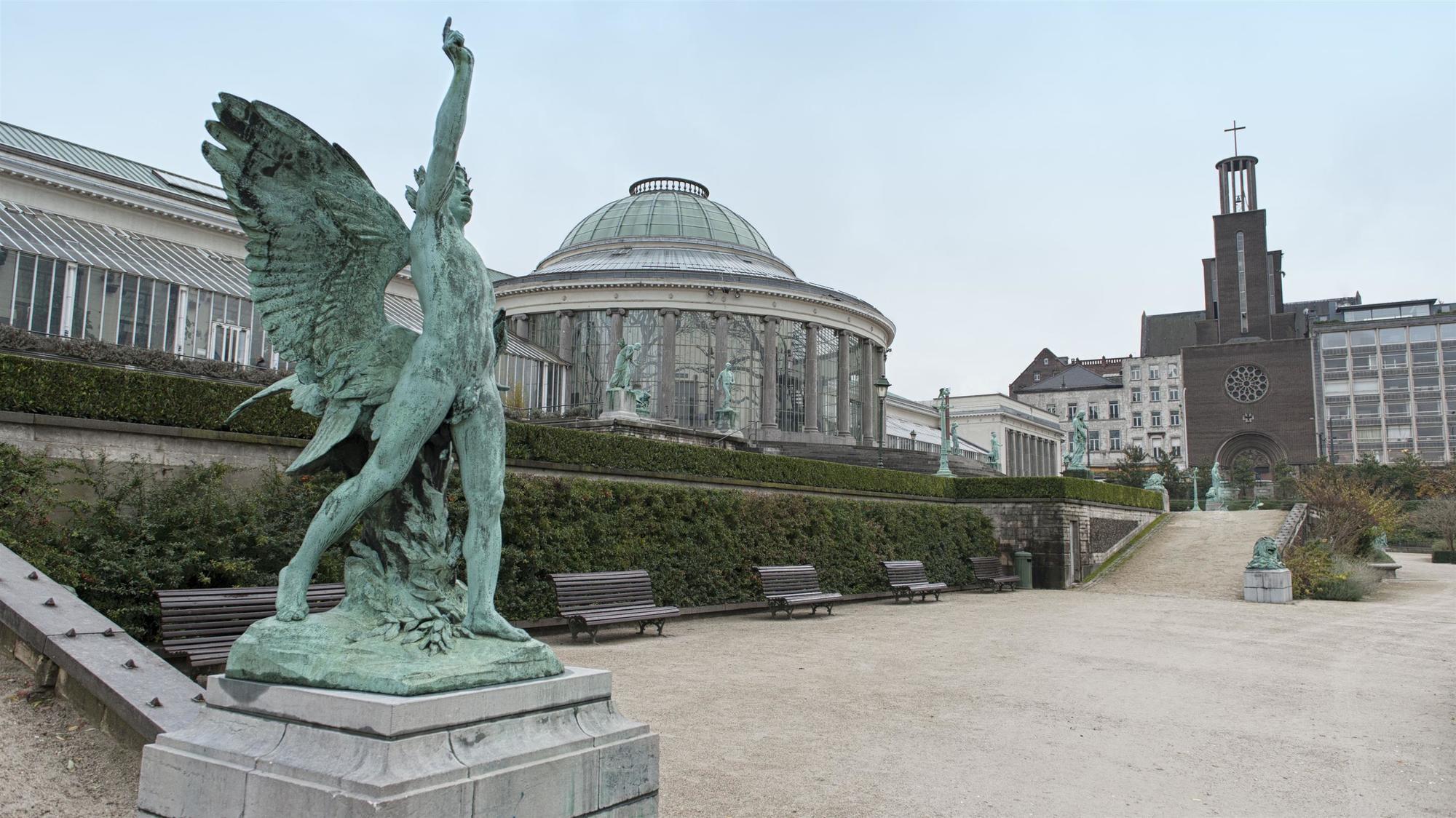 Uptown Brussels Hotel Exterior photo