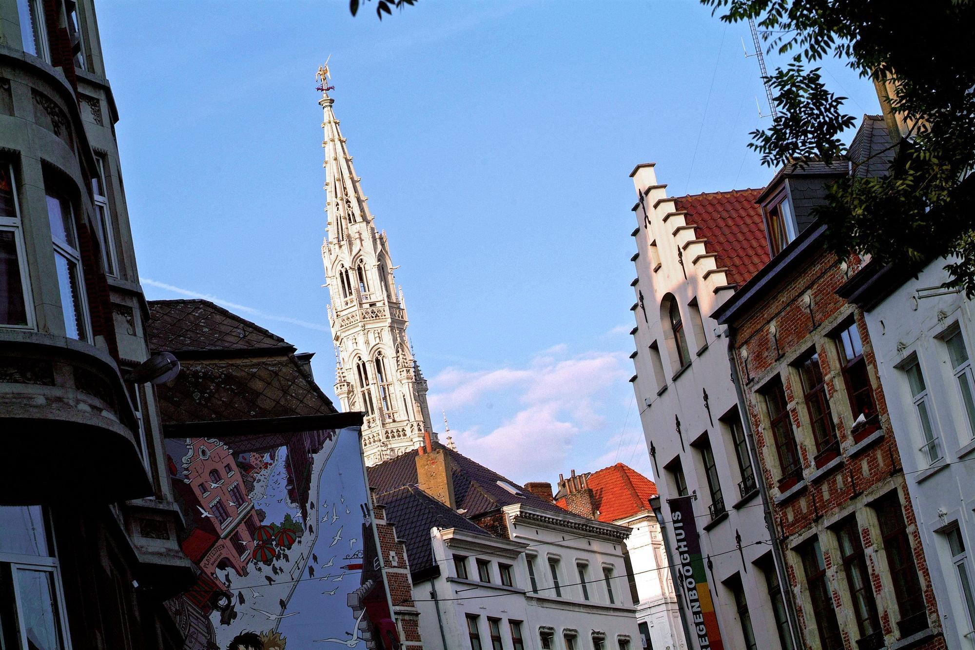 Uptown Brussels Hotel Exterior photo